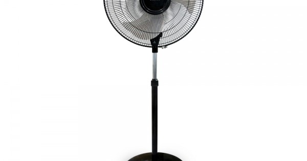 Stand 18. Вентилятор 16 Stand Fan Haight Adjustend to 39 or 51 черный цвет.